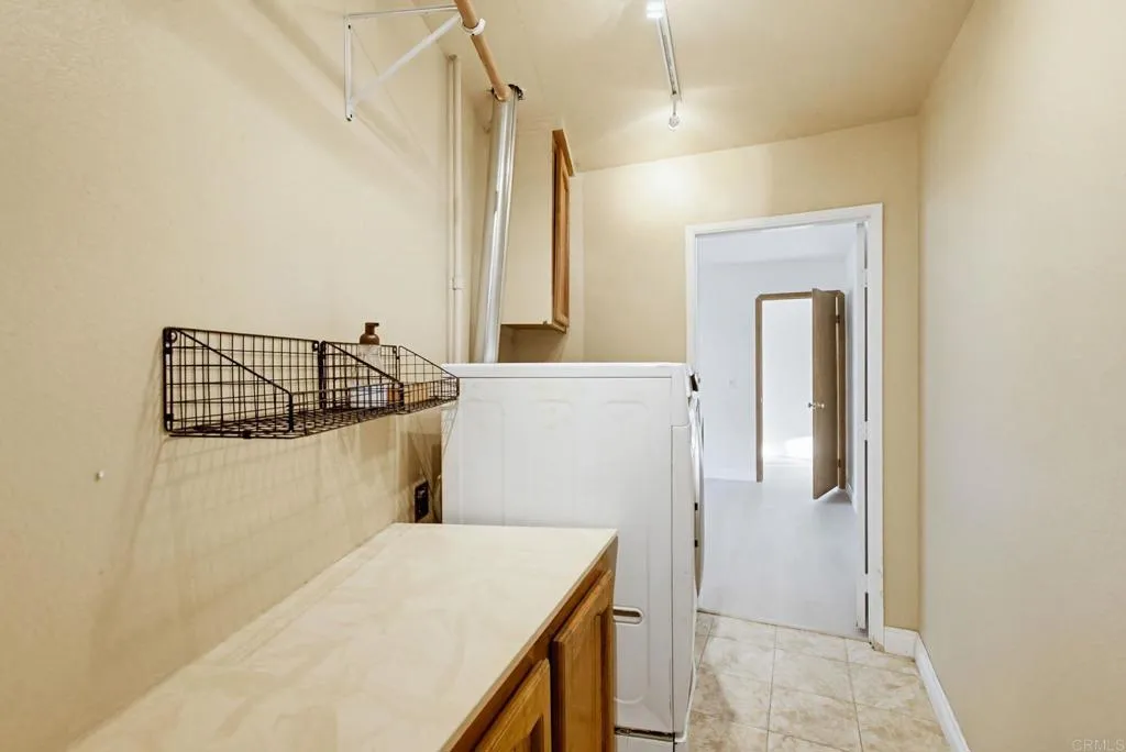 https://cdn.realtyfeed.com/cdn/127/306735648/2a90247a874631247c915c794d0c0de8.webp