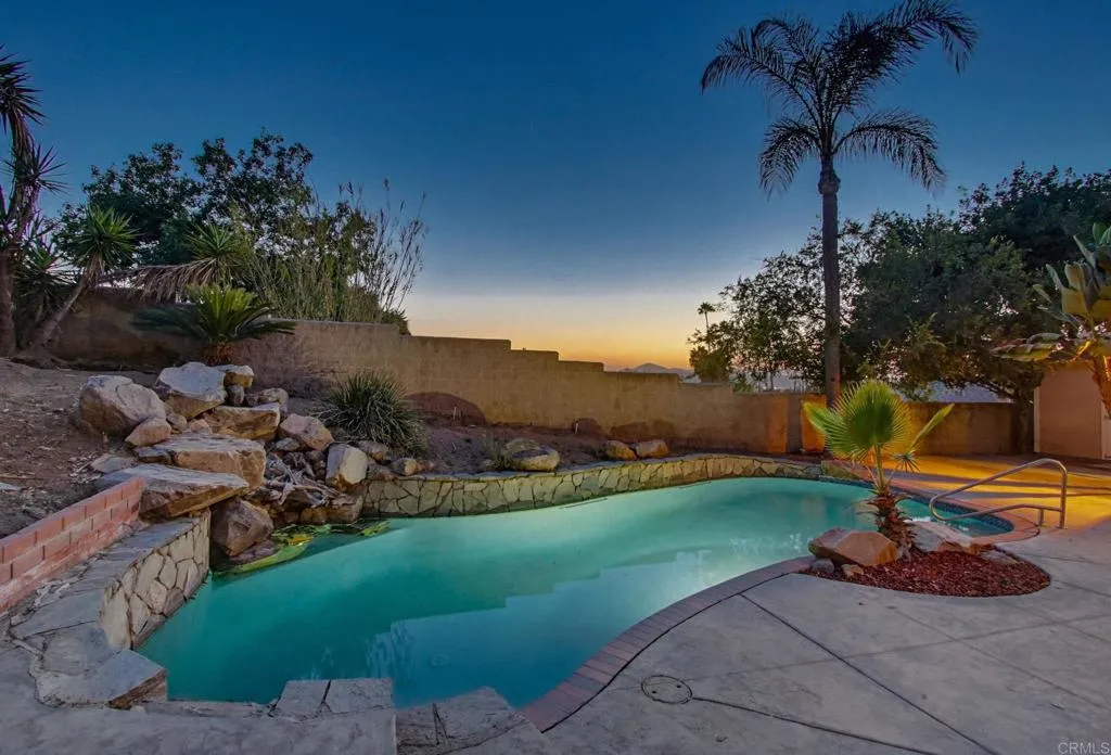 https://cdn.realtyfeed.com/cdn/127/306735648/39f6273b906c63a4661a726d80171f30.webp