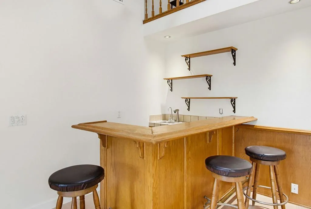 https://cdn.realtyfeed.com/cdn/127/306735648/3fe940f852ef9c8049beef9444650954.webp