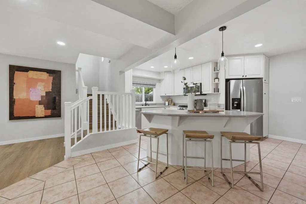 https://cdn.realtyfeed.com/cdn/127/306735653/e5a9a06c6a4bf682c79bc87d833053b9.webp