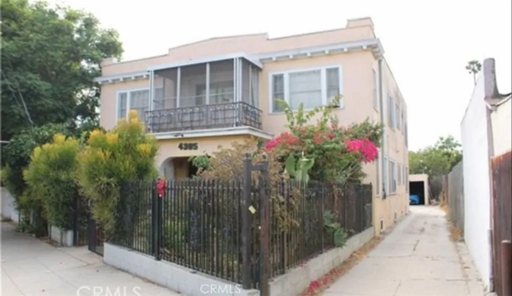 4305 San Pedro, Los Angeles, CA 90011 - Photo 2 of 2, Los Angeles, CA
