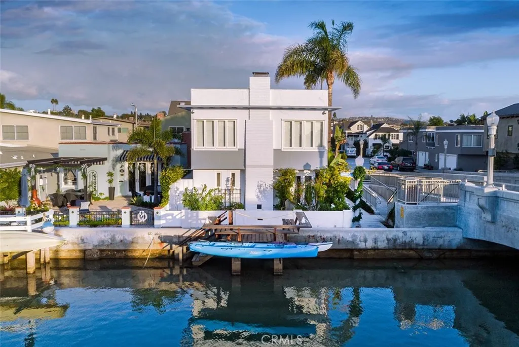 Newport Beach, CA 92662