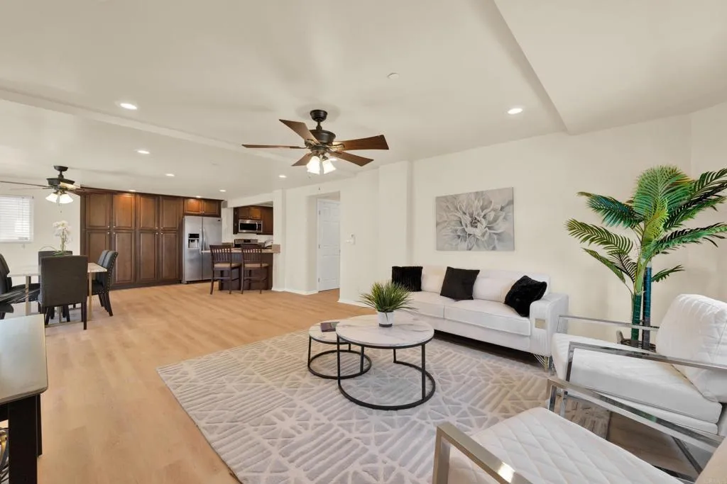 https://cdn.realtyfeed.com/cdn/127/306735704/ba22f39f6bfcdf563e7dadd044c43ee6.webp