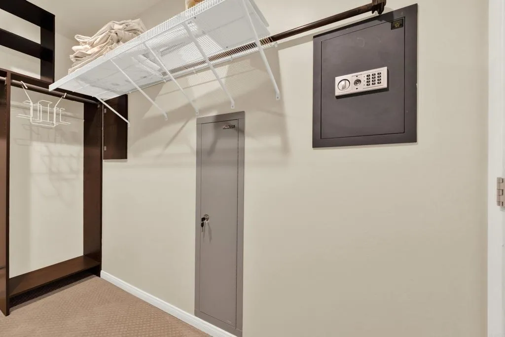 https://cdn.realtyfeed.com/cdn/127/306735704/ff2b27e03e587c50ddce00860e41ad17.webp