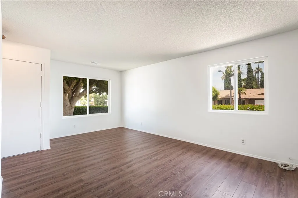 https://cdn.realtyfeed.com/cdn/127/306735719/bf36f3954ecc2ae8be4f3f2f1f3534c6.webp