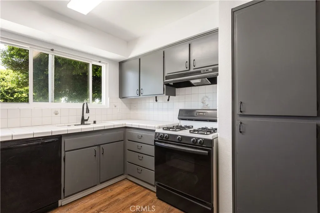 https://cdn.realtyfeed.com/cdn/127/306735719/d7aedcdc8358c270db75d6c35d2961e8.webp