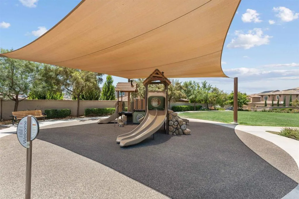 https://cdn.realtyfeed.com/cdn/127/306735722/1e9f091f74f279cd9f49151c90781da9.webp
