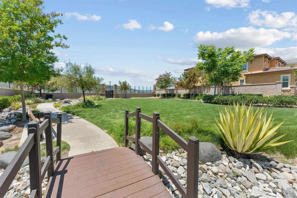 https://cdn.realtyfeed.com/cdn/127/306735722/48181f8ff21611782ef0fb7f8f2daaeb.webp