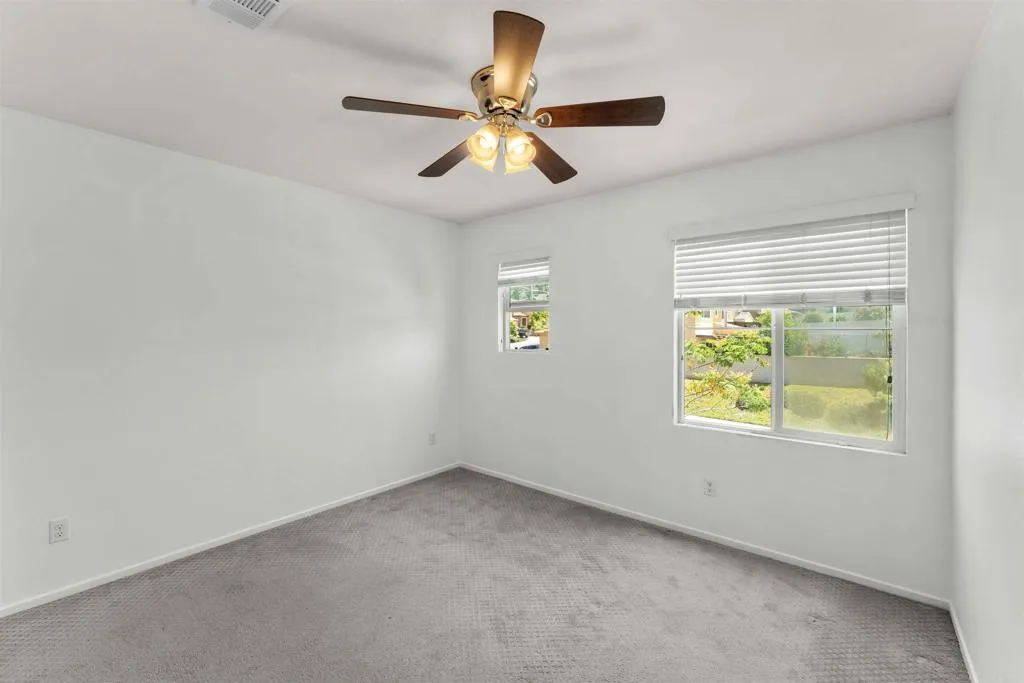 https://cdn.realtyfeed.com/cdn/127/306735722/5c9f9aca9ddb36ec7dd4eeca47bd58bb.webp