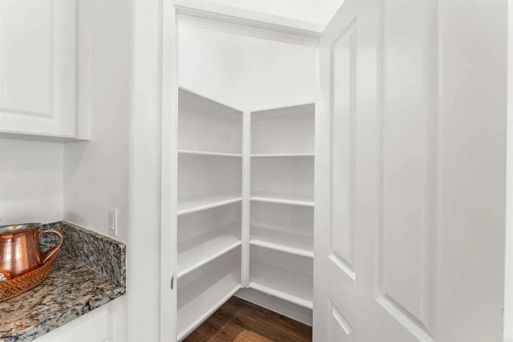 https://cdn.realtyfeed.com/cdn/127/306735722/9e24acdbbc89359c0b08577731673fce.webp