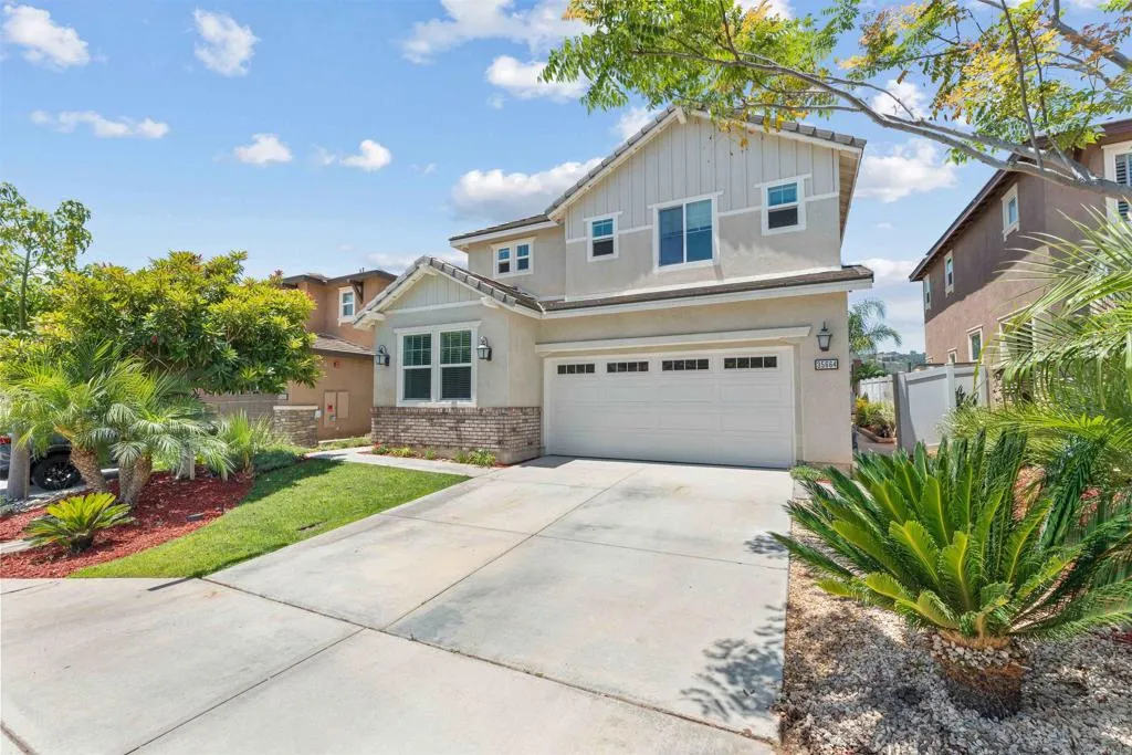 https://cdn.realtyfeed.com/cdn/127/306735722/ed2f357729fc782856ea2d97e582bcc4.webp