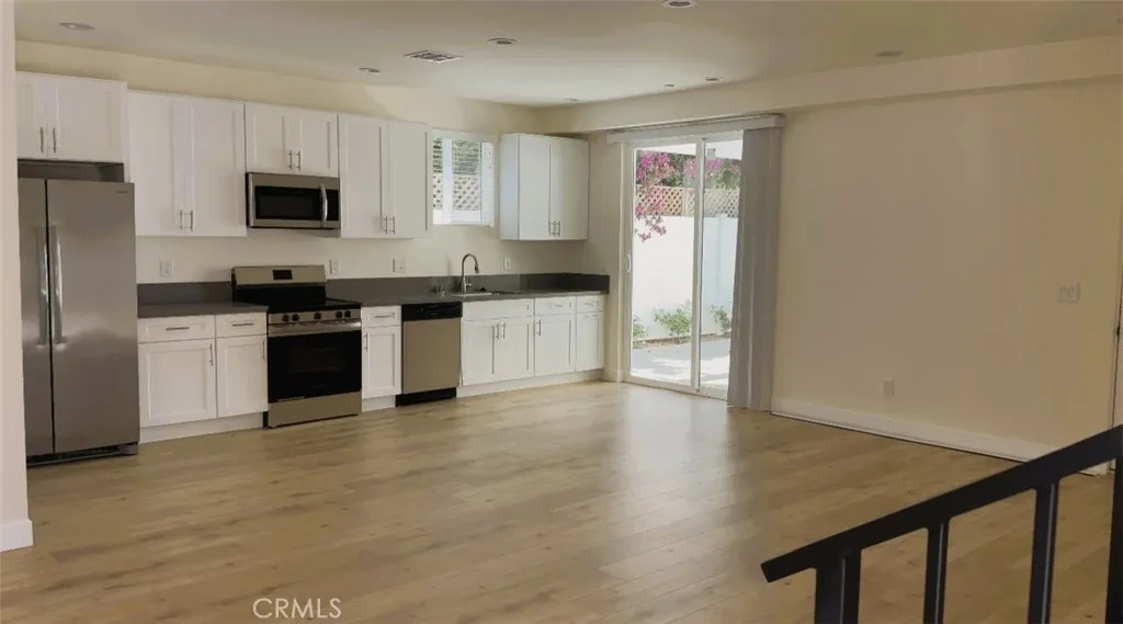 Van Nuys, CA 91406