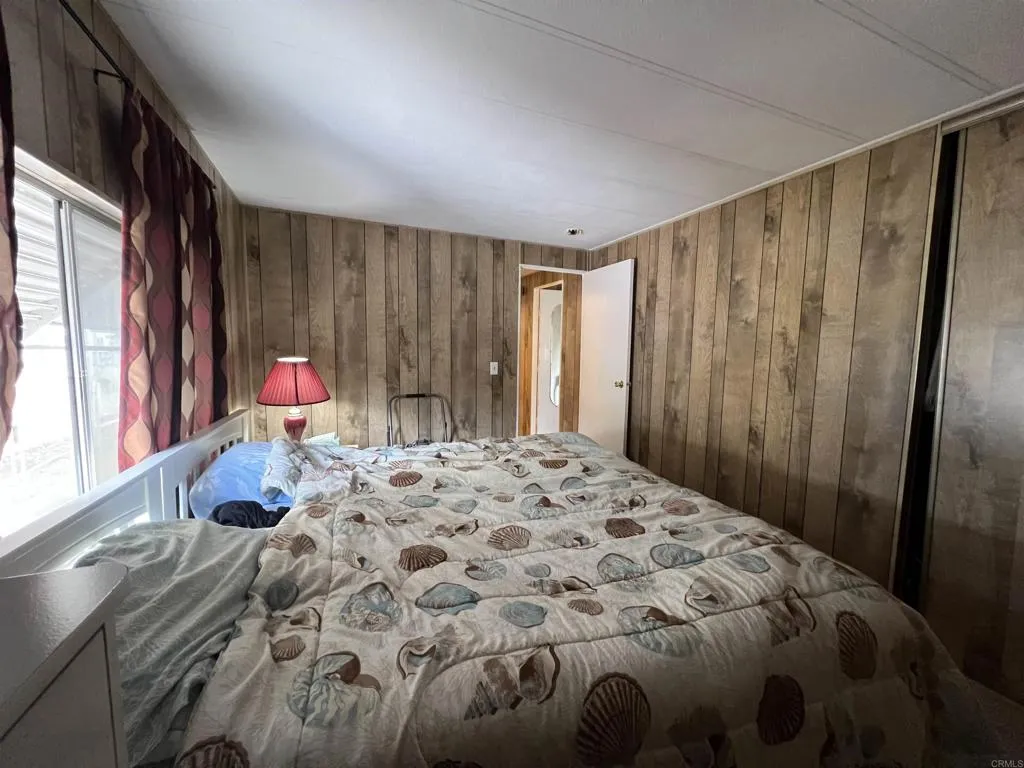 https://cdn.realtyfeed.com/cdn/127/306735761/11838bc294dc38e82623abe8a07aa6a2.webp