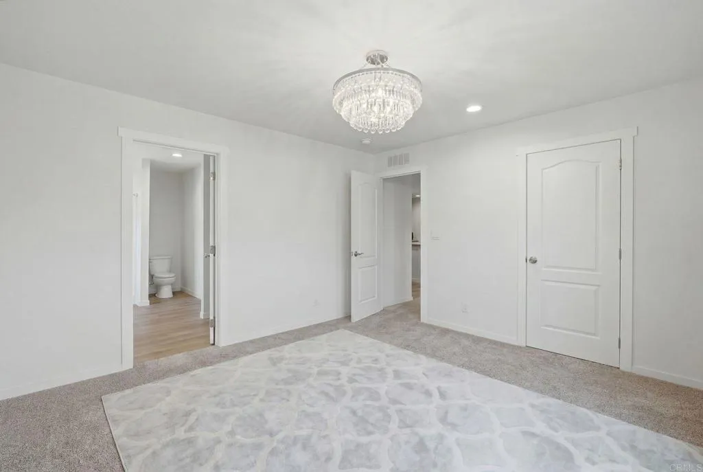 https://cdn.realtyfeed.com/cdn/127/306735763/1b6a2ab43e97acf0f9961048dad8fe77.webp