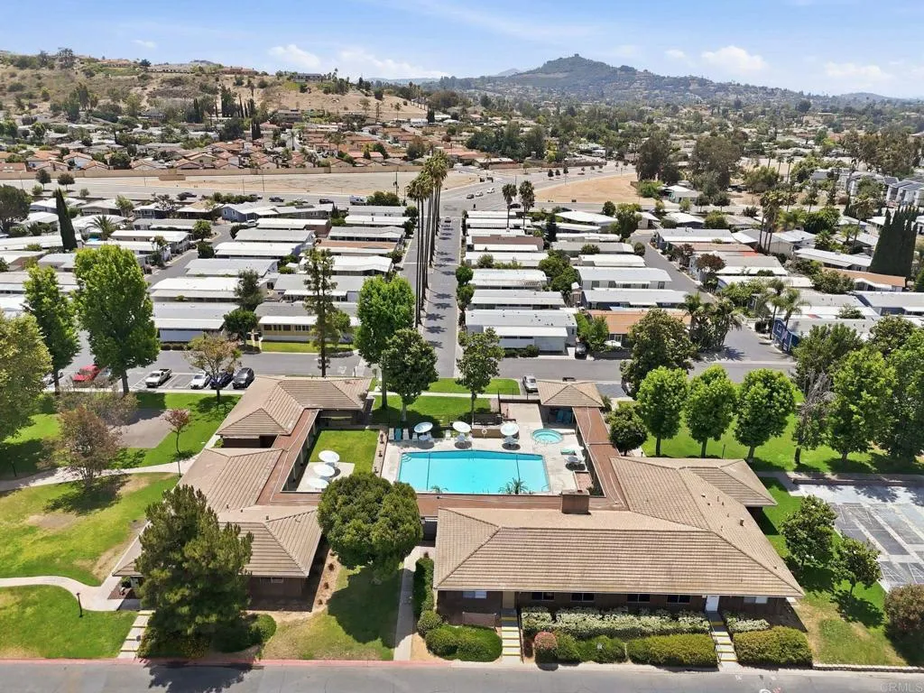 https://cdn.realtyfeed.com/cdn/127/306735763/cff2f83780d9080f9f15a0d1ba0be6c7.webp