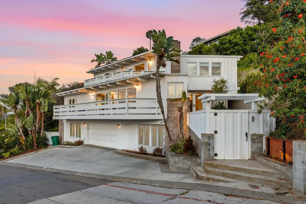 https://cdn.realtyfeed.com/cdn/127/306735768/049226fdd3d84c3549d53504ec092695.webp