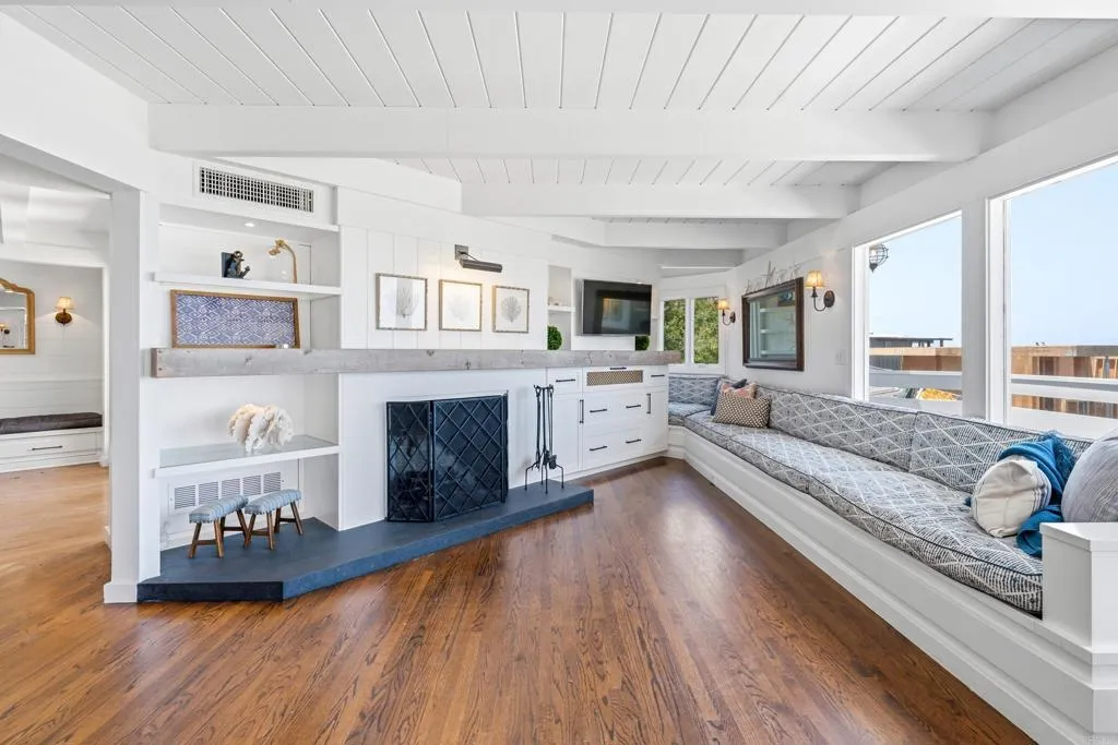 https://cdn.realtyfeed.com/cdn/127/306735768/3f006610a8a2fef1425856ec225410d8.webp