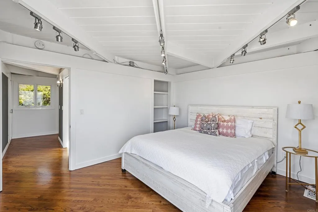 https://cdn.realtyfeed.com/cdn/127/306735768/476731dda863a0c98ef0b3dcad23ea58.webp