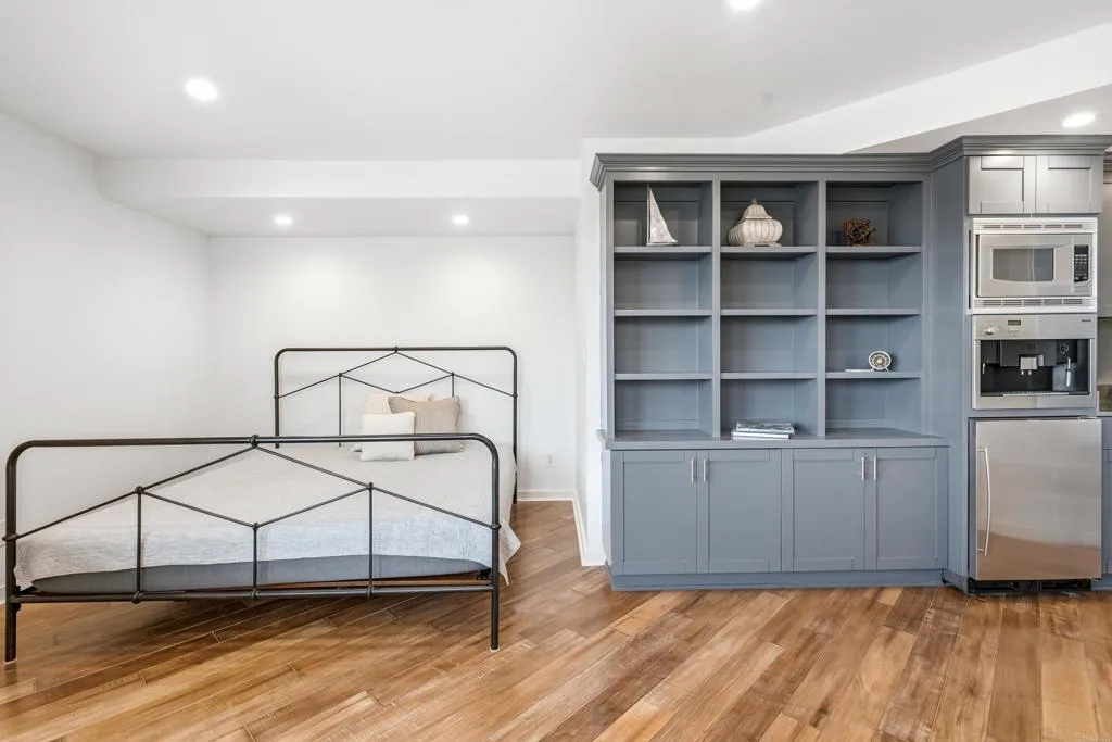 https://cdn.realtyfeed.com/cdn/127/306735768/8bb85eaad2e16caeff5fe863a80e70a9.webp