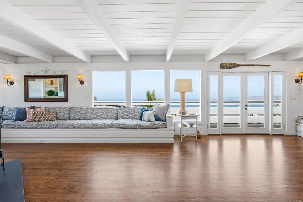 https://cdn.realtyfeed.com/cdn/127/306735768/a2d496c11f7d30b4176ff69e4cb831d2.webp