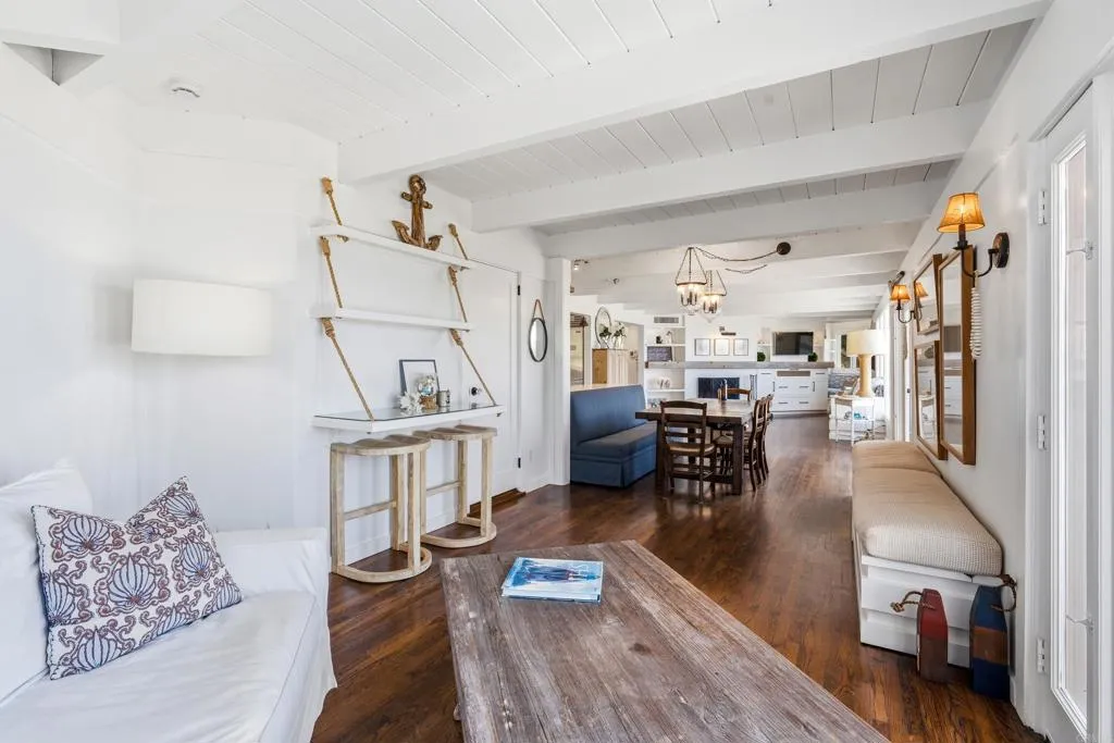 https://cdn.realtyfeed.com/cdn/127/306735768/f451afa59884e35367dffb9442c9cf39.webp