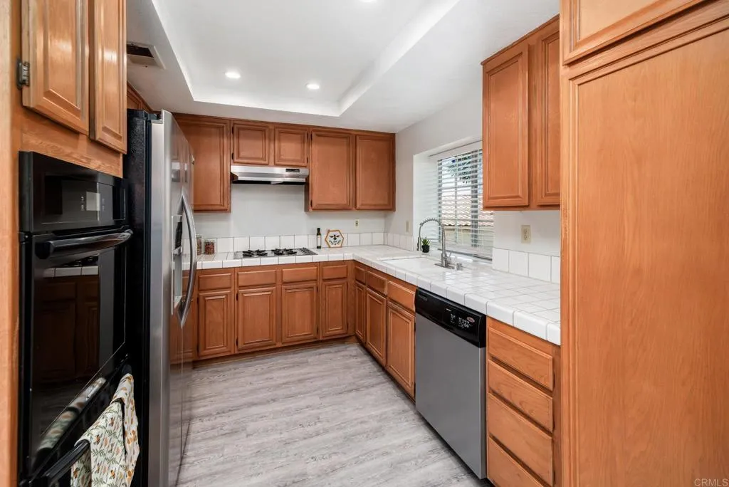 https://cdn.realtyfeed.com/cdn/127/306735769/72148b3a5f2e710b61a667f72687a56e.webp