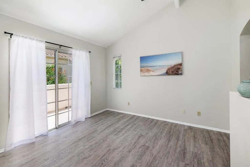 https://cdn.realtyfeed.com/cdn/127/306735769/84a7ccfeb0500a1489e9b9408c8ad5fa.webp