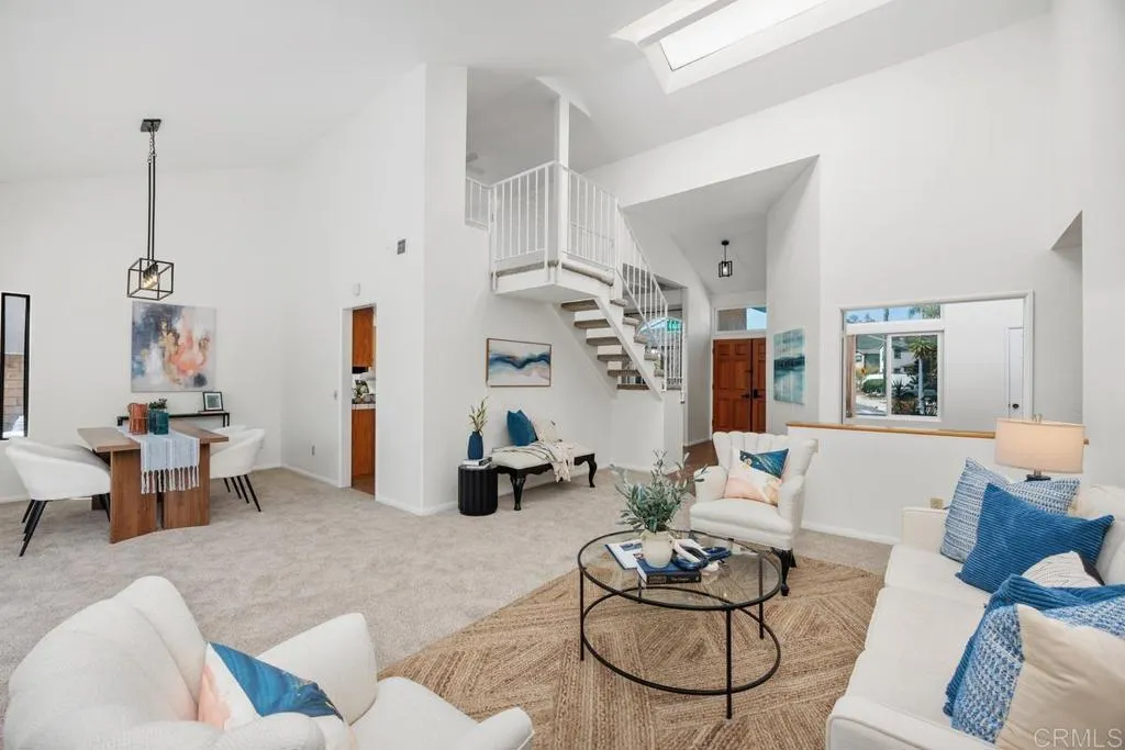 https://cdn.realtyfeed.com/cdn/127/306735771/30209407bfd48c42e5bcca896a0f5651.webp