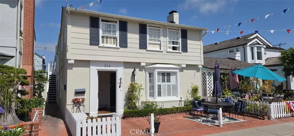 Newport Beach, CA 92662