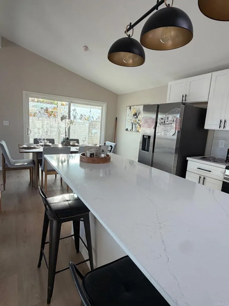 https://cdn.realtyfeed.com/cdn/127/306735848/0ad1cb62974bbdd99641010b8b134e0c.webp