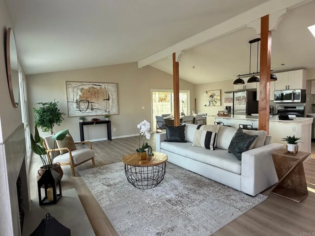 https://cdn.realtyfeed.com/cdn/127/306735848/823f51e4e4876924ef860a30fc0b0060.webp