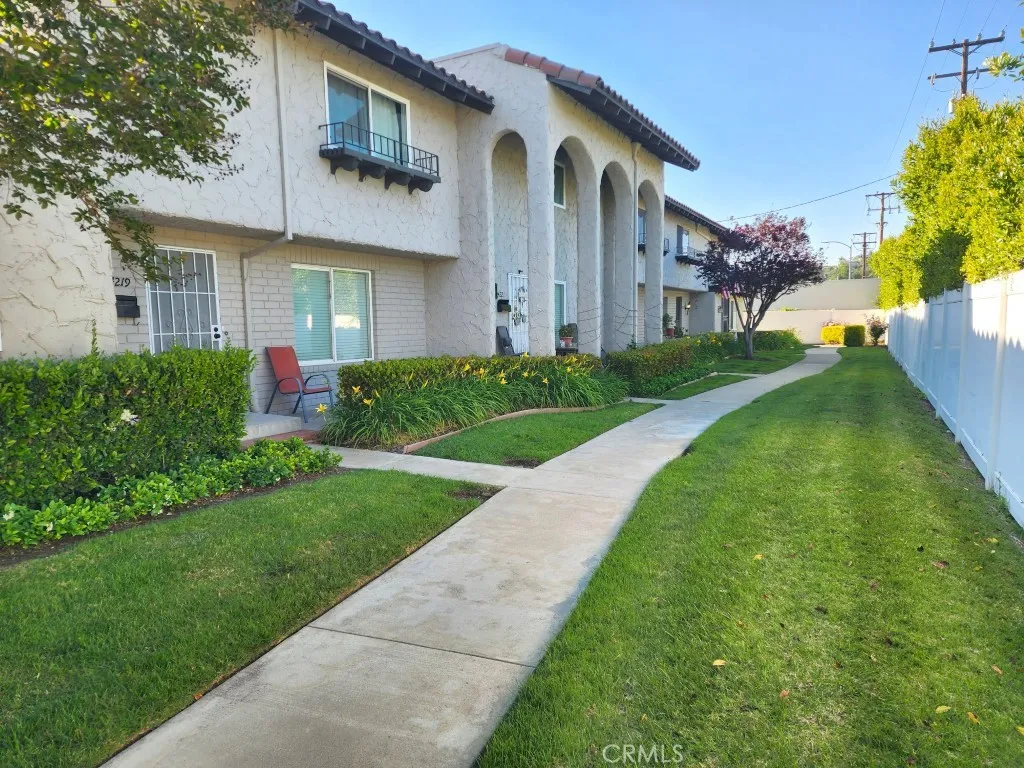 Newhall, CA 91321