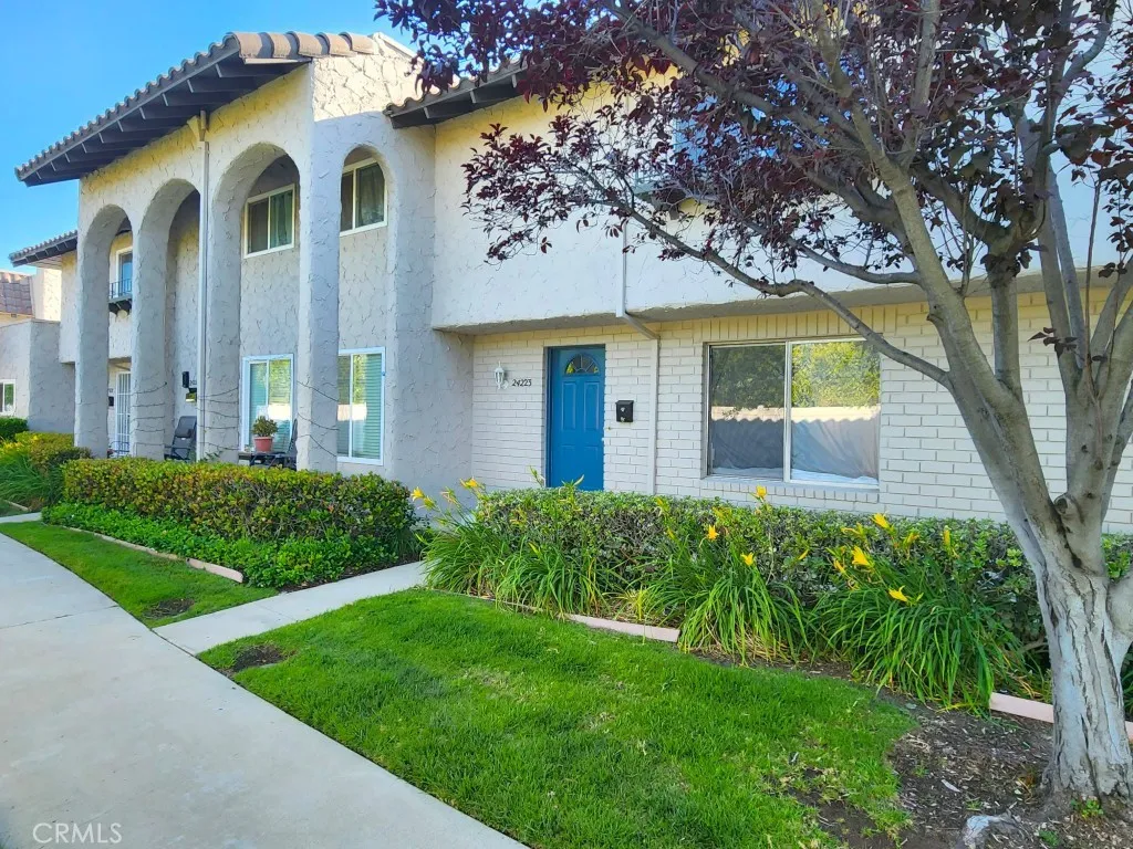 Newhall, CA 91321