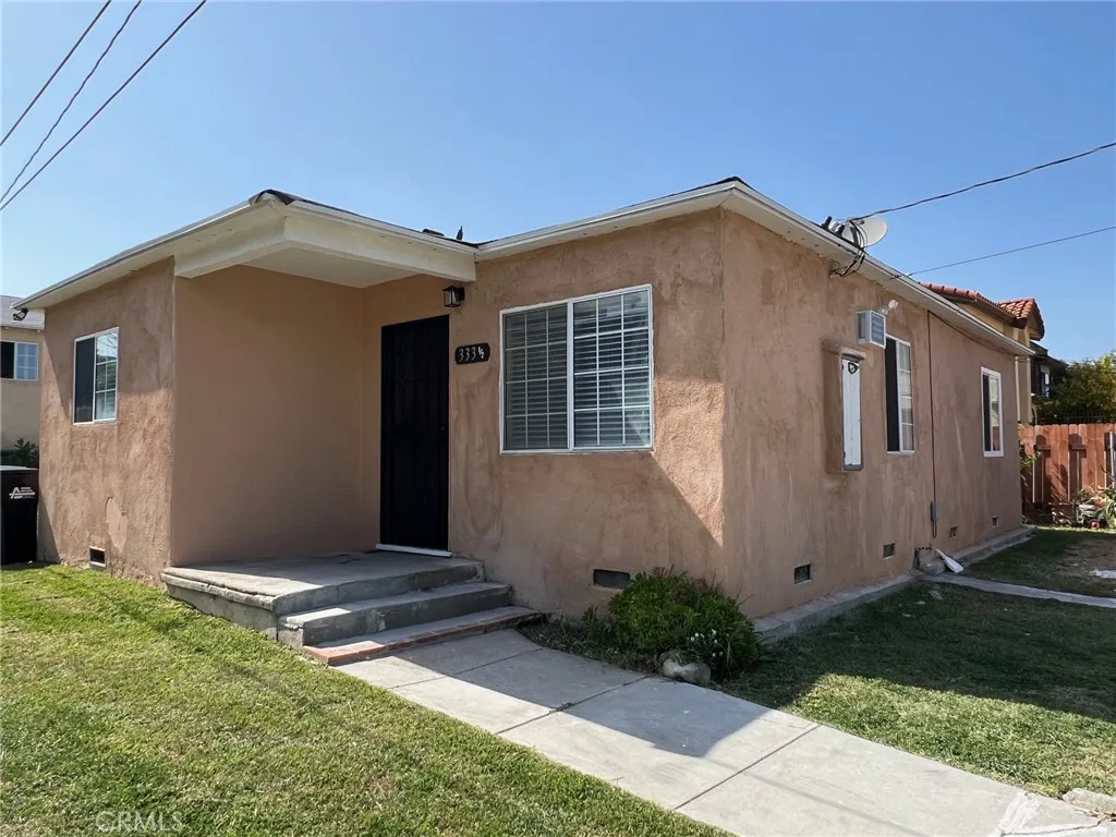 333 Sefton Avenue
