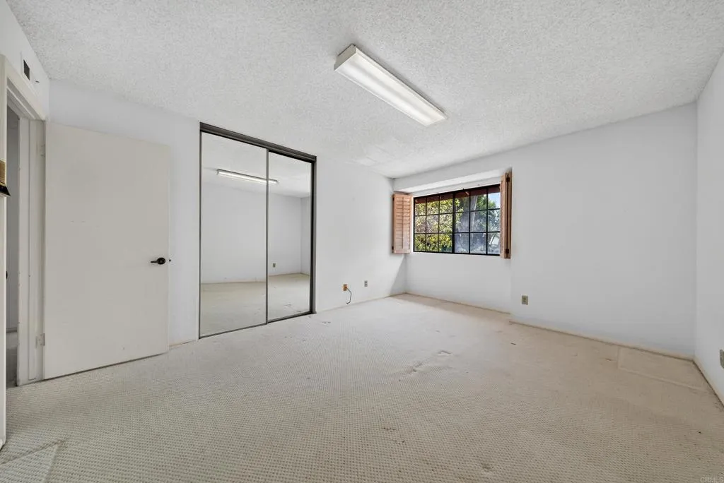 https://cdn.realtyfeed.com/cdn/127/306735930/1308e18a49deeef87cd677dfedecc0be.webp