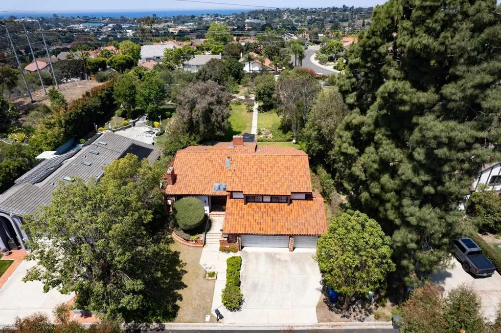 https://cdn.realtyfeed.com/cdn/127/306735930/963530820a6610eb59d73c9d9f9eba02.webp