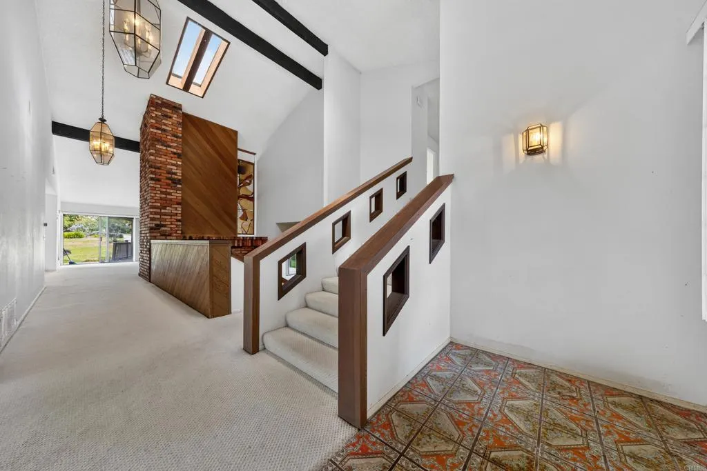 https://cdn.realtyfeed.com/cdn/127/306735930/baf25bb713274c9e92d4a6e014006f60.webp
