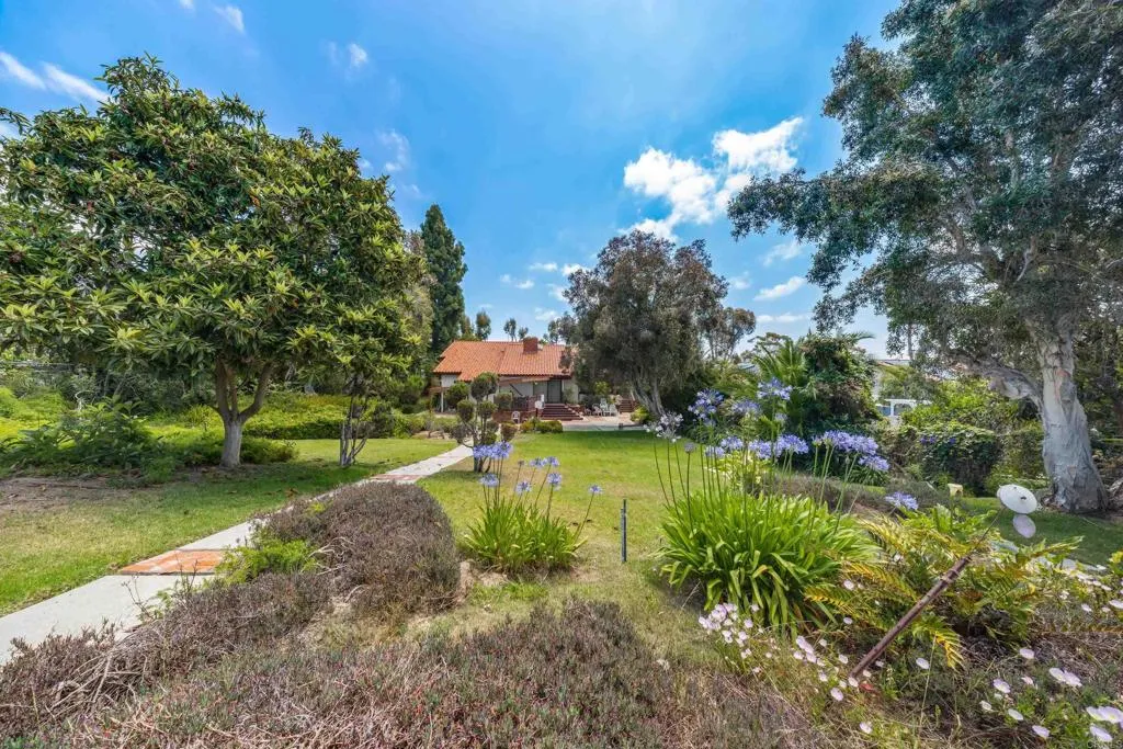 https://cdn.realtyfeed.com/cdn/127/306735930/bde843be5efd1faf882c270ca8bebd2a.webp