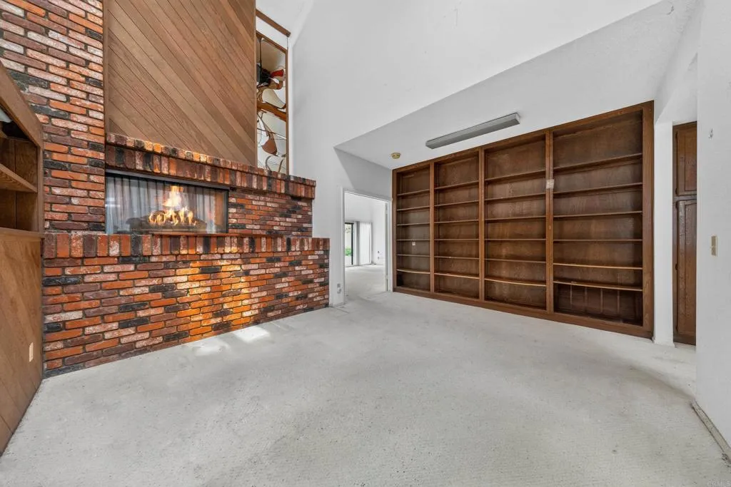https://cdn.realtyfeed.com/cdn/127/306735930/e37d35d013938e1b89a4b93768f4e3a1.webp