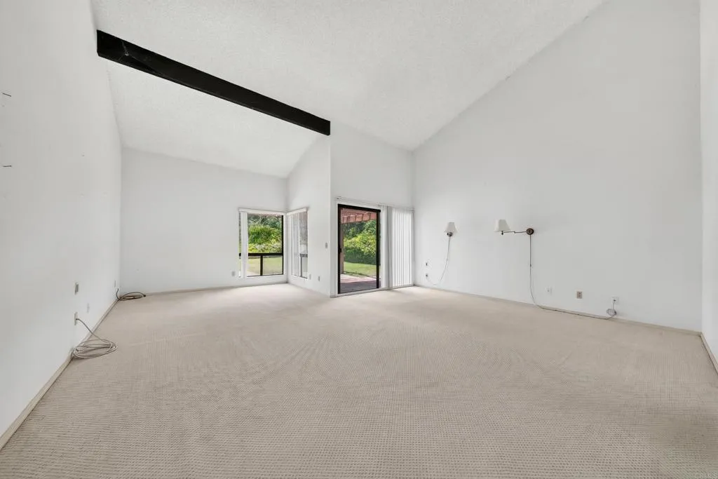 https://cdn.realtyfeed.com/cdn/127/306735930/f9a7fa1dad5f3d96dbc76809a2d2656b.webp