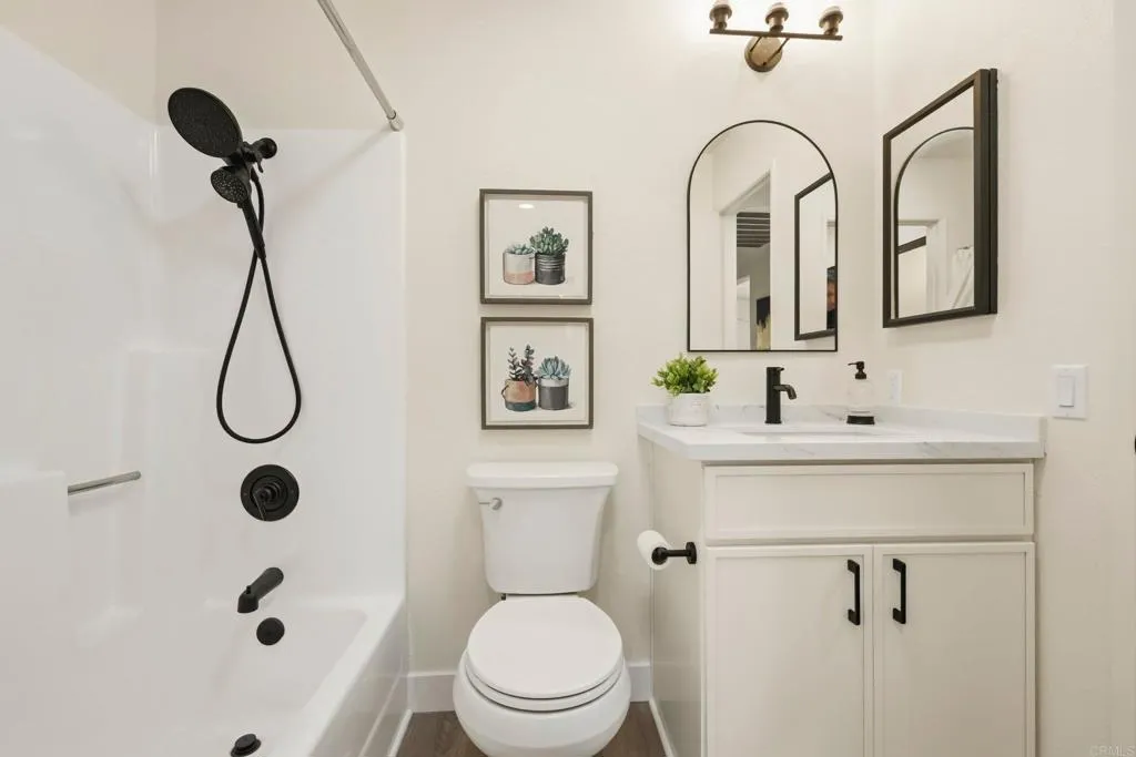 https://cdn.realtyfeed.com/cdn/127/306735940/430c5e6151e017890c22f1596dde2d77.webp