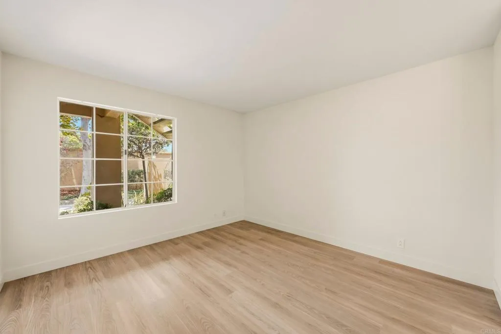 https://cdn.realtyfeed.com/cdn/127/306735940/49e75c768c6140a6b72da6e6996b08a6.webp