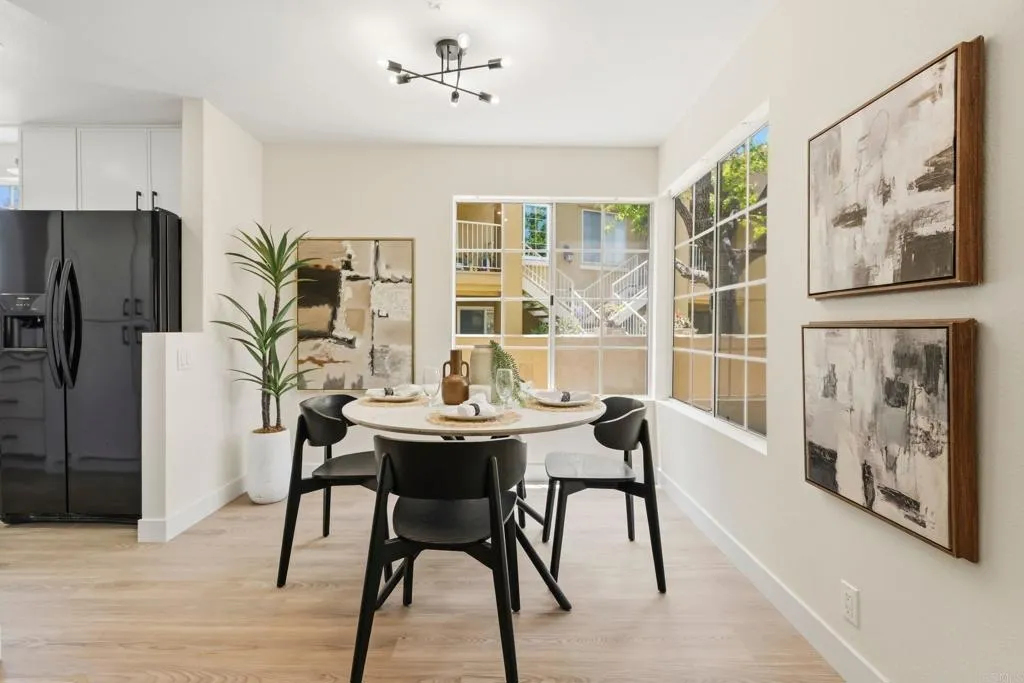 https://cdn.realtyfeed.com/cdn/127/306735940/a79b04bf4346ecfd96d8aea71f534327.webp