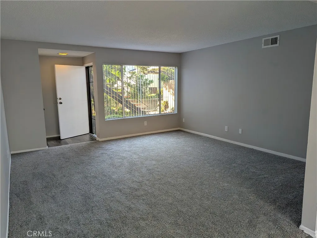 Huntington Beach, CA 92647