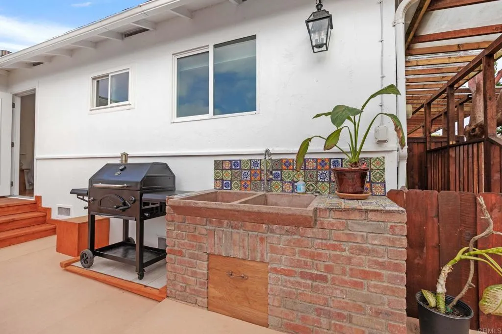 https://cdn.realtyfeed.com/cdn/127/306735962/265b110fb6b30125448b1e0269abcbf2.webp