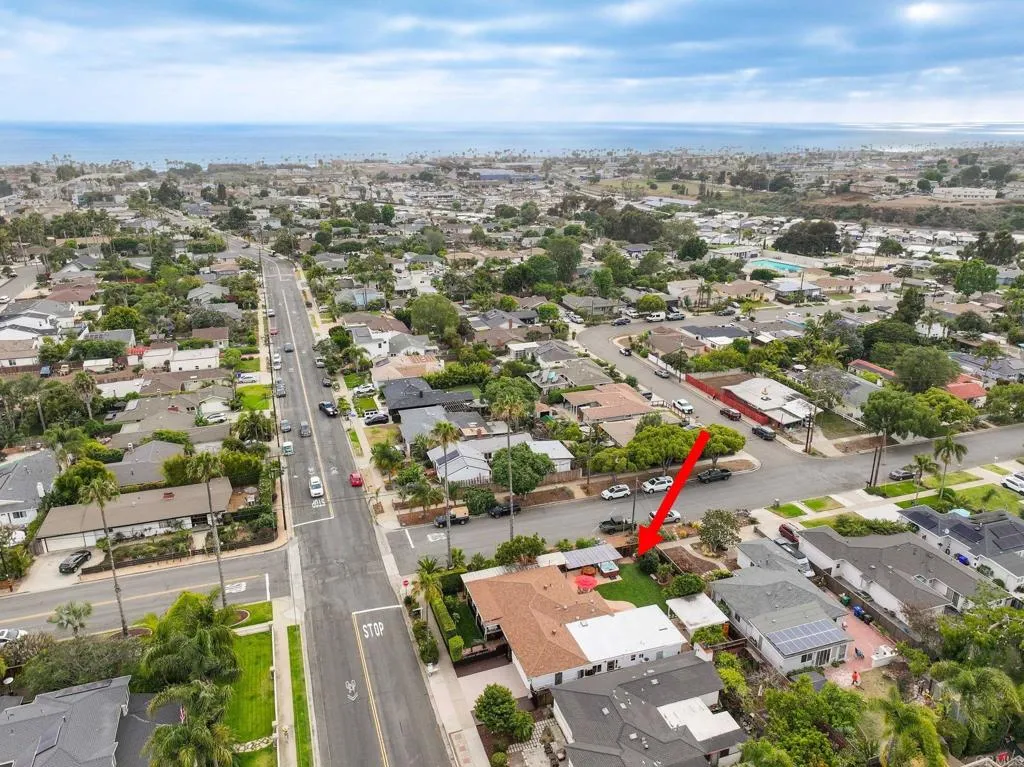 https://cdn.realtyfeed.com/cdn/127/306735962/51472fe815ece84d03cbb0b9ada6fcfd.webp