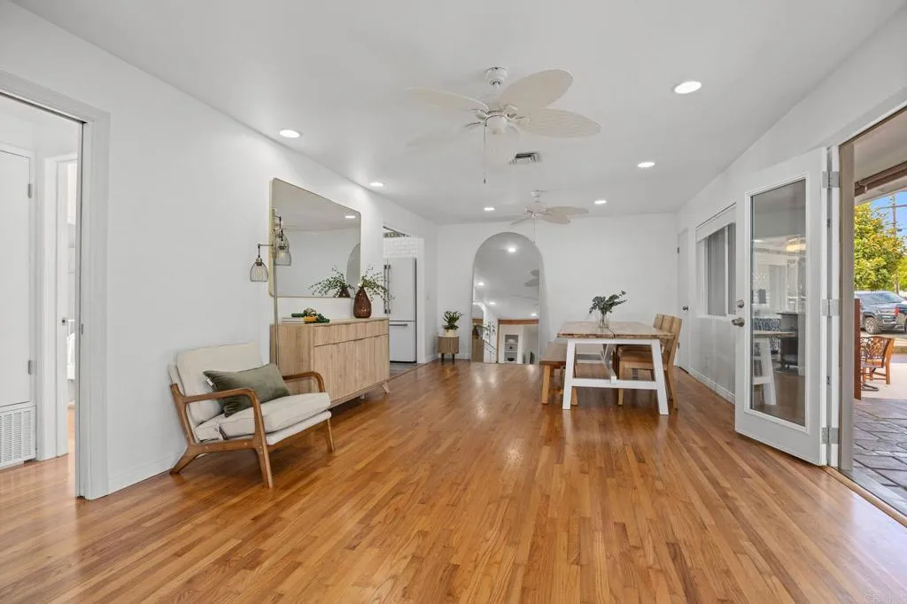 https://cdn.realtyfeed.com/cdn/127/306735962/5e41a92c08aa853c5b2c975dd721876a.webp