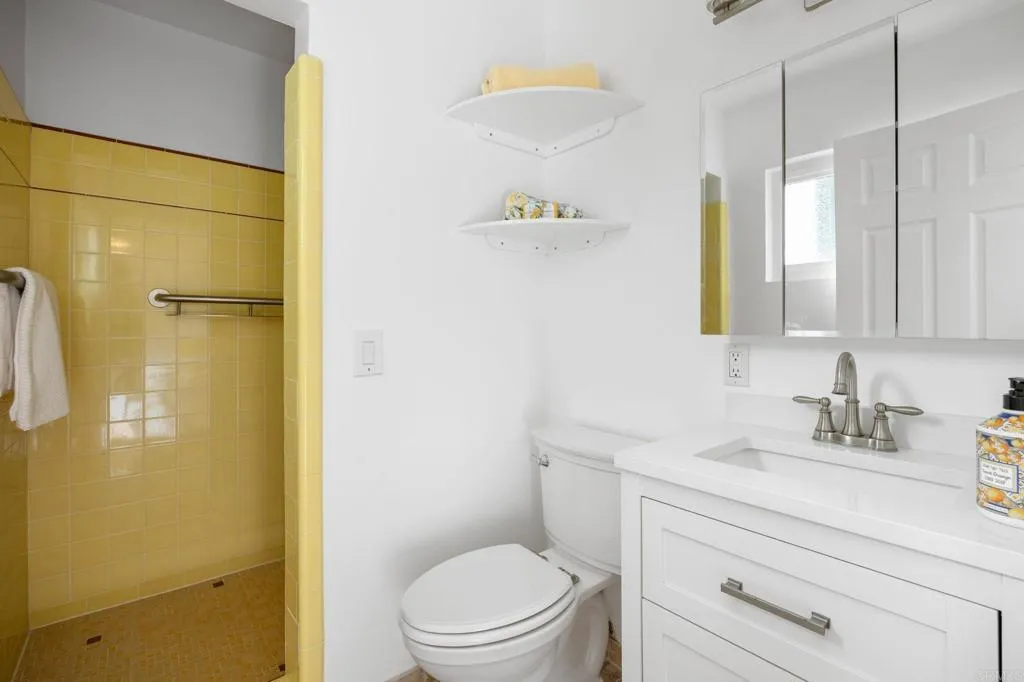 https://cdn.realtyfeed.com/cdn/127/306735962/7d1a6444296a926bae70d647b9a3a6a2.webp