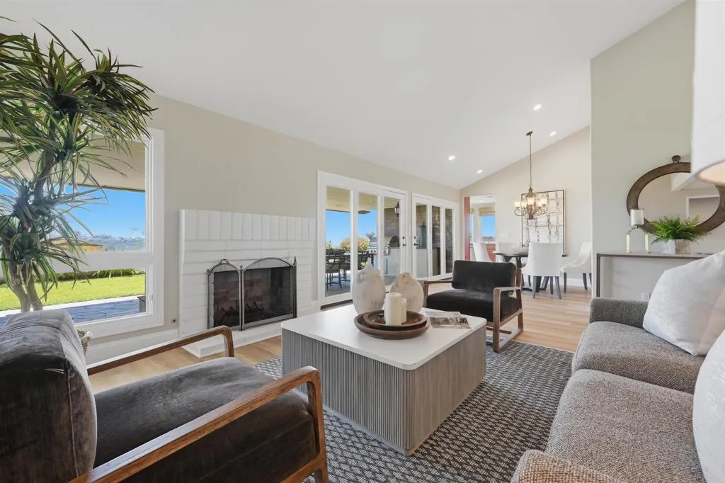 https://cdn.realtyfeed.com/cdn/127/306735964/3a5fe8911f6e2c81da8985d8d50717d9.webp