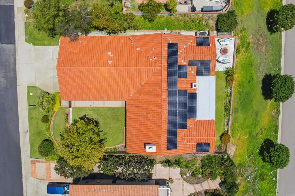 https://cdn.realtyfeed.com/cdn/127/306735964/900fba324584bf7e61cb2e9e43e3693b.webp